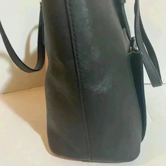 Michael kors Black saffiano leather hobo handbag - Picture 6 of 11